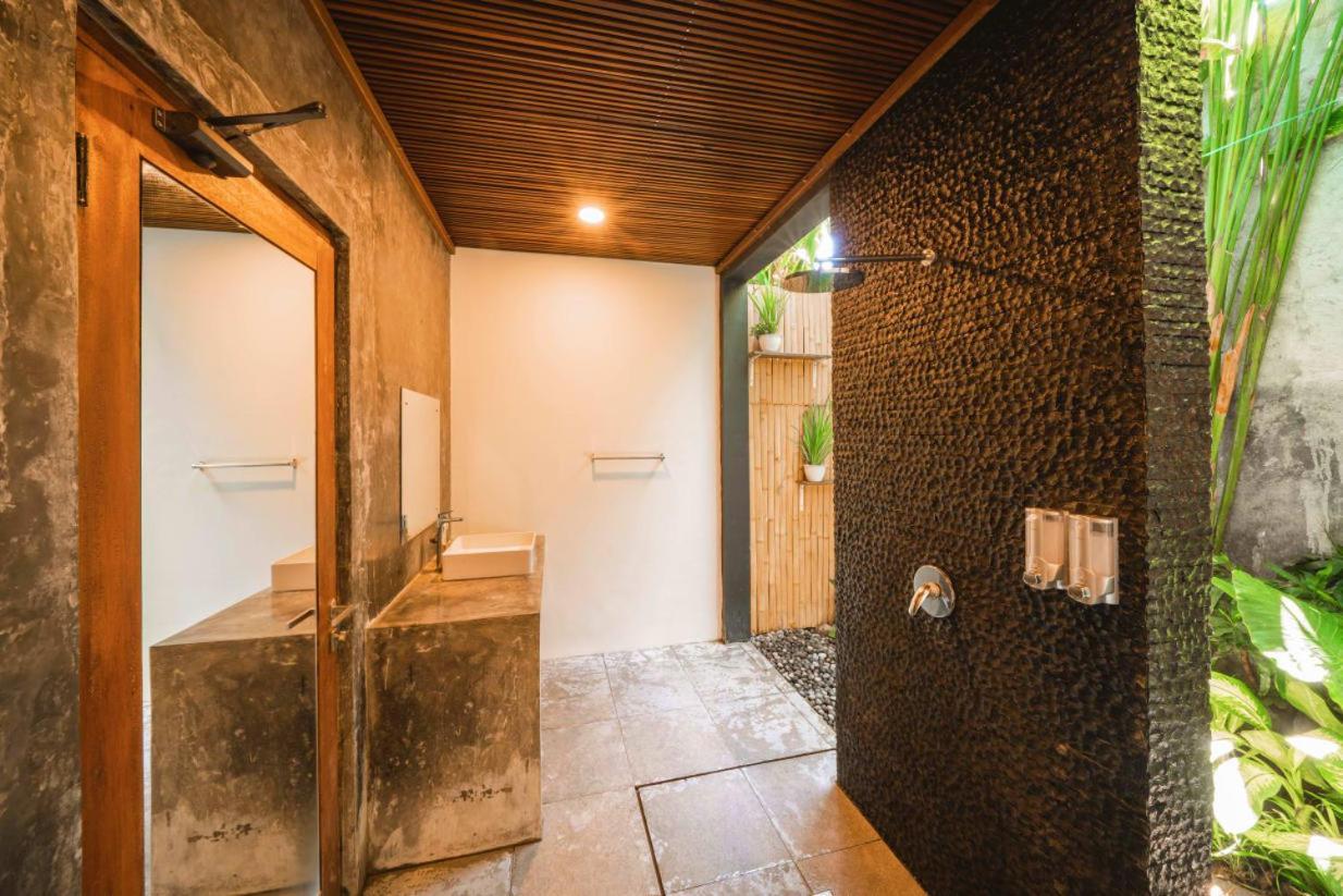 The Farm Hostel Canggu Zewnętrze zdjęcie